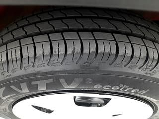 Used 2022 Maruti Suzuki S-Presso VXI+ Petrol Manual tyres RIGHT FRONT TYRE TREAD VIEW