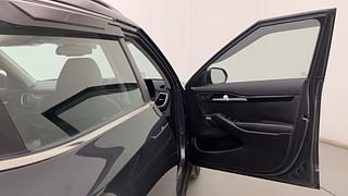 Used 2020 Kia Seltos GTX Plus Petrol Manual interior RIGHT FRONT DOOR OPEN VIEW