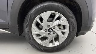 Used 2021 Hyundai Creta SX Petrol Petrol Manual tyres RIGHT FRONT TYRE RIM VIEW