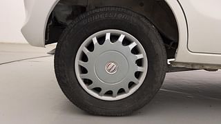 Used 2014 Maruti Suzuki Alto 800 [2012-2016] LXI CNG Petrol+cng Manual tyres RIGHT REAR TYRE RIM VIEW