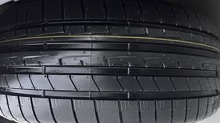 Used 2018 BMW 5 Series [2017-2021] 520d Luxury Line Diesel Automatic tyres LEFT FRONT TYRE TREAD VIEW