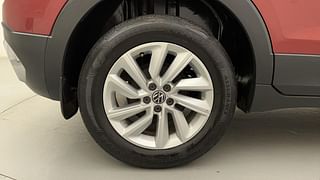 Used 2022 Volkswagen Taigun Highline 1.0 TSI MT Petrol Manual tyres RIGHT REAR TYRE RIM VIEW
