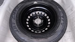 Used 2019 Honda Amaze 1.2 V CVT Petrol Petrol Automatic tyres SPARE TYRE VIEW