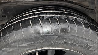 Used 2017 Toyota Innova Crysta [2016-2020] 2.8 ZX AT 7 STR Diesel Automatic tyres LEFT REAR TYRE TREAD VIEW