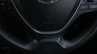 Used 2015 Hyundai Elite i20 [2014-2018] Sportz 1.2 Petrol Manual top_features Airbags