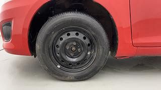 Used 2013 Maruti Suzuki Swift Dzire VDI Diesel Manual tyres LEFT FRONT TYRE RIM VIEW