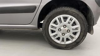 Used 2014 Hyundai Santro Xing [2007-2014] GLS Petrol Manual tyres LEFT REAR TYRE RIM VIEW