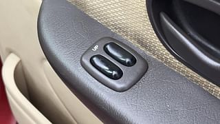 Used 2010 Hyundai Santro Xing [2007-2014] GLS Petrol Manual top_features Power windows
