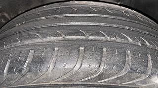Used 2014 Volkswagen Polo [2010-2014] Highline1.2L (P) Petrol Manual tyres LEFT REAR TYRE TREAD VIEW