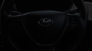 Used 2015 Hyundai Elite i20 [2014-2018] Asta 1.2 (O) Petrol Manual top_features Airbags