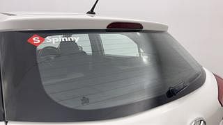 Used 2016 Hyundai Elite i20 [2014-2018] Asta 1.4 CRDI Diesel Manual top_features Rear defogger