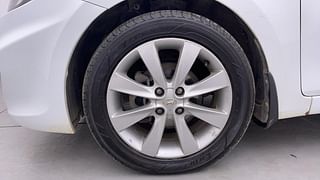 Used 2012 Hyundai Verna [2011-2015] Fluidic 1.6 CRDi SX Diesel Manual tyres LEFT FRONT TYRE RIM VIEW