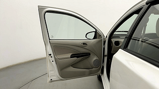 Used 2015 Toyota Etios Liva [2010-2017] VX Petrol Manual interior LEFT FRONT DOOR OPEN VIEW