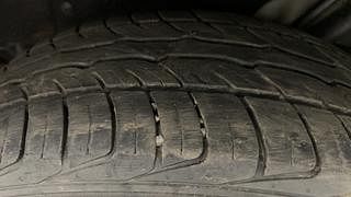Used 2018 Mahindra Marazzo M6 8str Diesel Manual tyres LEFT REAR TYRE TREAD VIEW