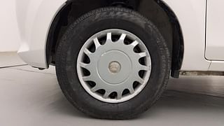 Used 2014 Maruti Suzuki Alto 800 [2012-2016] LXI CNG Petrol+cng Manual tyres LEFT FRONT TYRE RIM VIEW