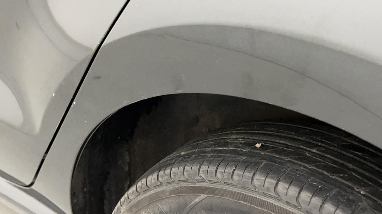 Used 2016 Volkswagen Polo [2015-2019] Highline1.2L (P) Petrol Manual dents MINOR DENT