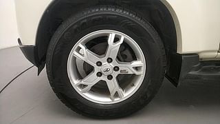 Used 2016 Mahindra Scorpio [2014-2017] S10 Diesel Manual tyres LEFT FRONT TYRE RIM VIEW