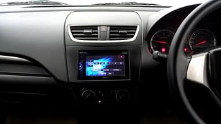 Used 2014 Maruti Suzuki Swift [2011-2017] VDi Diesel Manual interior MUSIC SYSTEM & AC CONTROL VIEW