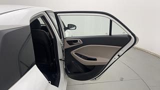 Used 2018 Hyundai Elite i20 [2014-2018] Sportz 1.2 Petrol Manual interior RIGHT REAR DOOR OPEN VIEW