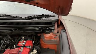 Used 2014 Maruti Suzuki Ciaz [2014-2017] VXi Petrol Manual engine ENGINE LEFT SIDE HINGE & APRON VIEW