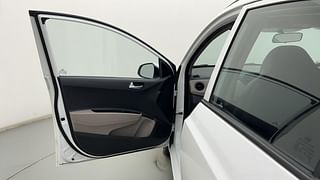 Used 2019 Hyundai Grand i10 [2017-2020] Sportz AT 1.2 Kappa VTVT Petrol Automatic interior LEFT FRONT DOOR OPEN VIEW