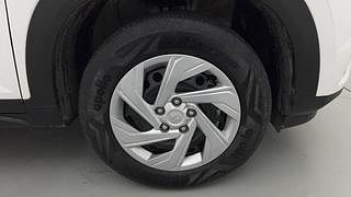 Used 2023 Hyundai Creta E Petrol Petrol Manual tyres RIGHT FRONT TYRE RIM VIEW