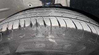 Used 2022 Maruti Suzuki Celerio VXi CNG Petrol+cng Manual tyres RIGHT FRONT TYRE TREAD VIEW