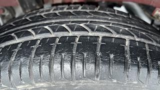 Used 2018 Mahindra KUV100 NXT K6+ 6 STR Petrol Manual tyres RIGHT REAR TYRE TREAD VIEW