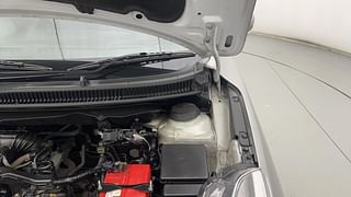 Used 2015 Maruti Suzuki Baleno [2015-2019] Alpha Petrol Petrol Manual engine ENGINE LEFT SIDE HINGE & APRON VIEW