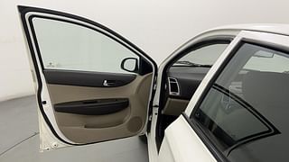 Used 2010 Hyundai i20 [2008-2012] Asta 1.2 ABS Petrol Manual interior LEFT FRONT DOOR OPEN VIEW