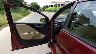 Used 2018 Honda City [2014-2017] VX Petrol Manual interior LEFT FRONT DOOR OPEN VIEW