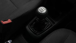 Used 2011 Maruti Suzuki Swift [2011-2017] ZXi Petrol Manual interior GEAR  KNOB VIEW