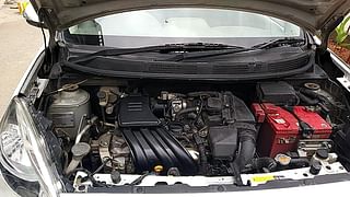 Used 2015 Nissan Micra [2013-2020] XV CVT Petrol Manual engine ENGINE RIGHT SIDE HINGE & APRON VIEW