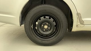 Used 2011 Maruti Suzuki Swift Dzire [2008-2012] VDI Diesel Manual tyres RIGHT REAR TYRE RIM VIEW