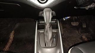 Used 2018 Maruti Suzuki Baleno [2015-2019] Zeta AT Petrol Petrol Automatic interior GEAR  KNOB VIEW