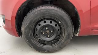Used 2012 Maruti Suzuki Swift [2011-2017] VXi Petrol Manual tyres LEFT FRONT TYRE RIM VIEW