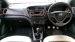 Used 2015 Hyundai i20 Active [2015-2020] 1.2 S Petrol Manual interior DASHBOARD VIEW