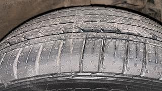 Used 2016 Maruti Suzuki Ciaz [2014-2017] ZXI+ AT Petrol Automatic tyres RIGHT FRONT TYRE TREAD VIEW