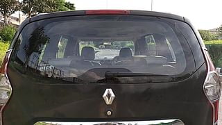 Used 2015 Renault Lodgy [2015-2019] 110 PS RXZ 7 STR Diesel Manual exterior BACK WINDSHIELD VIEW