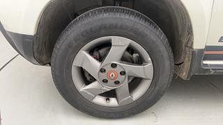 Used 2015 Renault Duster [2012-2015] 85 PS RxL Diesel Manual tyres LEFT FRONT TYRE RIM VIEW