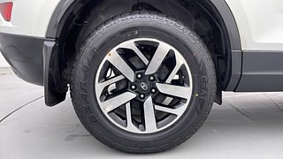 Used 2020 Tata Harrier XZA Plus Diesel Automatic tyres RIGHT REAR TYRE RIM VIEW