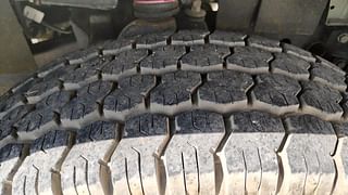 Used 2018 Mahindra Bolero [2011-2020] ZLX BS IV Diesel Manual tyres RIGHT FRONT TYRE TREAD VIEW