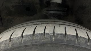 Used 2012 Maruti Suzuki Wagon R 1.0 [2010-2013] LXi CNG Petrol+cng Manual tyres LEFT FRONT TYRE TREAD VIEW