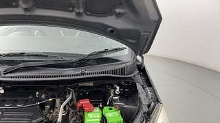 Used 2015 Maruti Suzuki Wagon R 1.0 [2010-2019] VXi Petrol Manual engine ENGINE LEFT SIDE HINGE & APRON VIEW