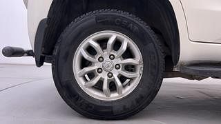 Used 2017 Mahindra TUV300 [2015-2020] T8 mHAWK100 Diesel Manual tyres RIGHT REAR TYRE RIM VIEW