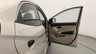 Used 2014 Hyundai Eon [2011-2018] Magna + Petrol Manual interior RIGHT FRONT DOOR OPEN VIEW
