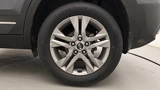Used 2019 Kia Seltos HTX G Petrol Manual tyres LEFT REAR TYRE RIM VIEW
