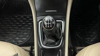 Used 2018 maruti-suzuki Ciaz Delta Petrol Petrol Manual interior GEAR  KNOB VIEW