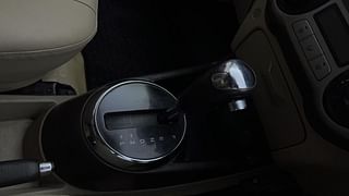 Used 2011 Hyundai i20 [2008-2012] Asta 1.4 AT Petrol Automatic interior GEAR  KNOB VIEW