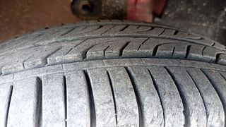 Used 2017 Mahindra KUV100 NXT K8 6 STR Petrol Manual tyres RIGHT FRONT TYRE TREAD VIEW
